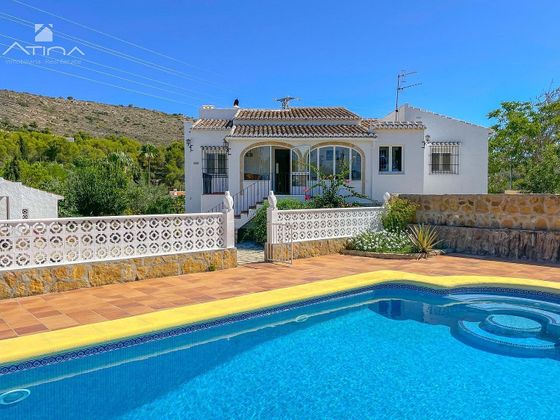 Foto 1 de Xalet en venda a Montgó - Partida Tosal de 6 habitacions amb terrassa i piscina