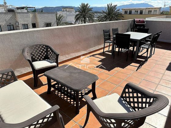 Foto 2 de Ático en venta en Daimús de 2 habitaciones con terraza y aire acondicionado