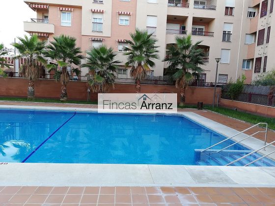 Foto 1 de Alquiler de piso en Cerrillo de Maracena - Periodistas de 2 habitaciones con terraza y piscina