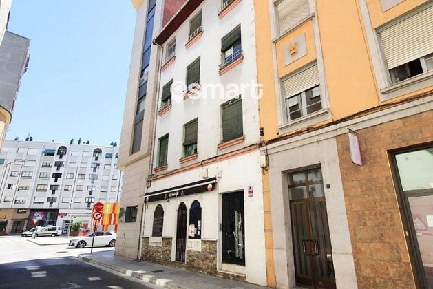 Foto 1 de Pis en venda a calle Ramón y Cajal de 3 habitacions i 75 m²