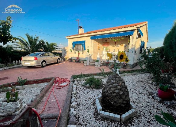 Foto 2 de Xalet en venda a Viso de San Juan (El) de 3 habitacions amb terrassa i piscina