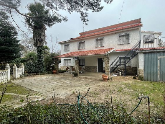 Foto 2 de Xalet en venda a Las Zorreras - Monte Encinar de 6 habitacions amb terrassa i piscina