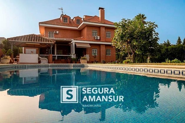 Foto 2 de Chalet en venta en Aljaraque de 6 habitaciones con terraza y piscina