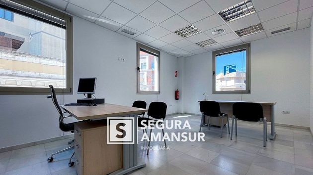 Foto 1 de Alquiler de oficina en Centro - Huelva de 127 m²
