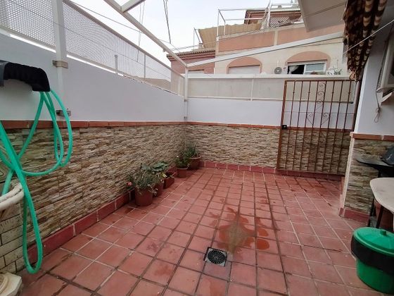 Foto 1 de Pis en venda a Cenes de la Vega de 2 habitacions amb terrassa i garatge