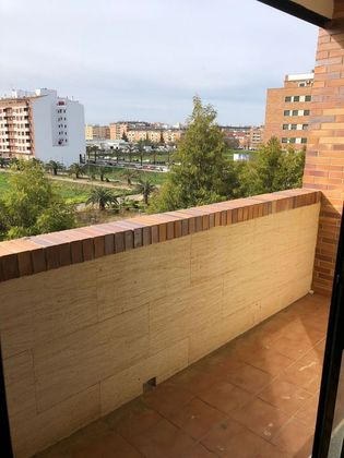 Foto 2 de Alquiler de piso en San Roque - Ronda norte de 2 habitaciones con balcón y aire acondicionado