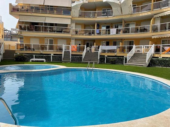 Foto 2 de Piso en venta en avenida Cuartel de 3 habitaciones con terraza y piscina