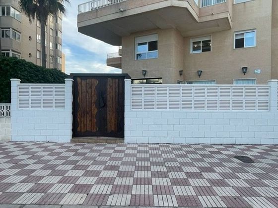 Foto 1 de Dúplex en venta en avenida La Mota de 2 habitaciones con terraza y piscina