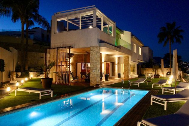 Foto 1 de Xalet en venda a Benahavís de 3 habitacions amb terrassa i piscina