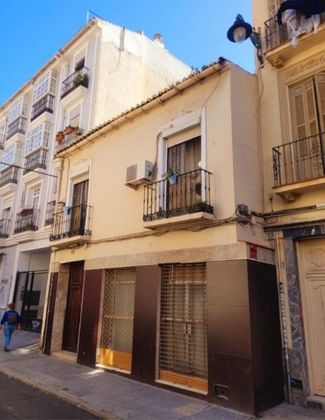 Foto 1 de Casa en venta en calle Ollerías de 5 habitaciones con garaje y aire acondicionado