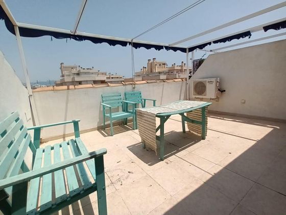 Foto 2 de Venta de ático en Playamar de 4 habitaciones con terraza y piscina