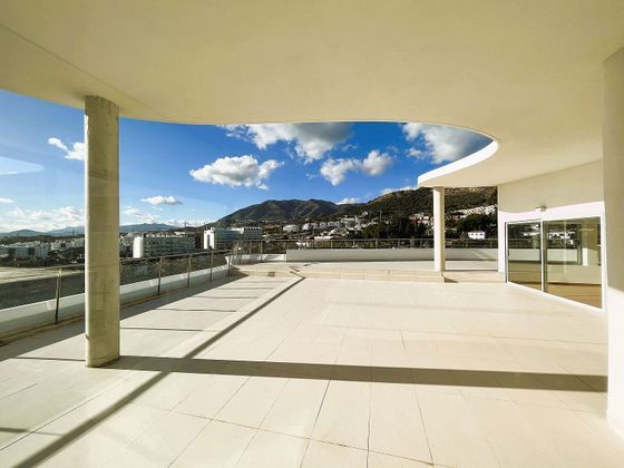 Foto 1 de Àtic en venda a avenida Del Higuerón de 3 habitacions amb terrassa i piscina