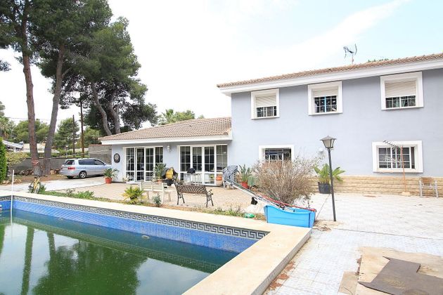 Foto 1 de Xalet en venda a Serra de 8 habitacions amb terrassa i piscina