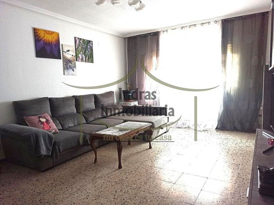 Foto 2 de Piso en venta en El Olivar - La Magdalena de 3 habitaciones con terraza y calefacción