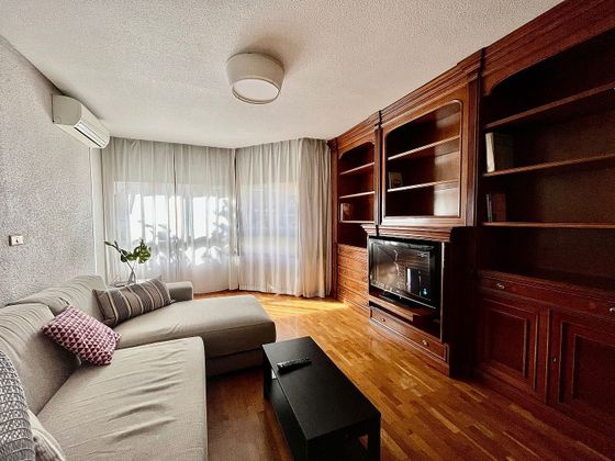 Foto 1 de Alquiler de piso en El Carmen de 4 habitaciones con muebles y aire acondicionado