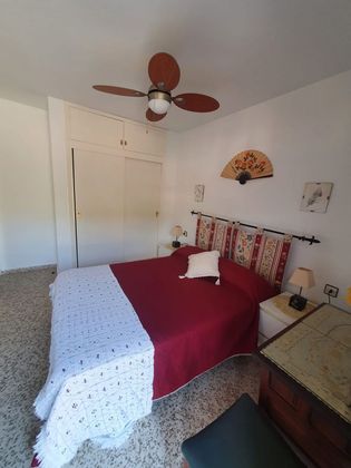 Foto 1 de Alquiler de piso en Algarrobo de 3 habitaciones con terraza y muebles