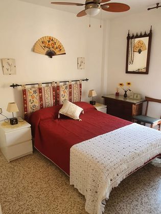 Foto 2 de Pis en lloguer a Algarrobo de 3 habitacions amb terrassa i mobles