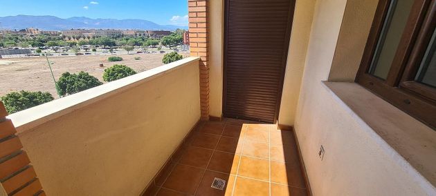 Foto 2 de Pis en venda a avenida Jorge Luis Borges de 3 habitacions amb terrassa i garatge