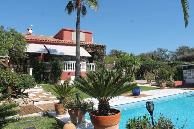 Foto 2 de Xalet en venda a calle Partida de 4 habitacions amb terrassa i piscina