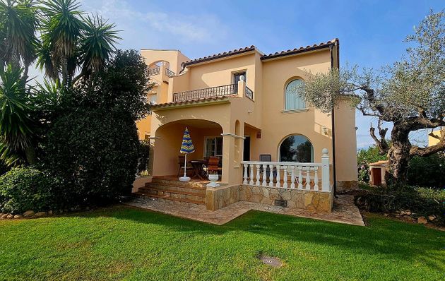 Foto 1 de Casa adossada en venda a San Jorge de 2 habitacions amb terrassa i piscina