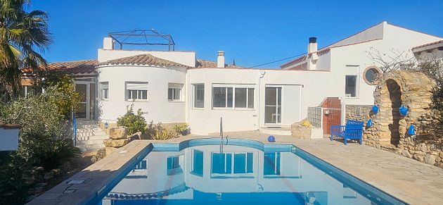 Foto 1 de Chalet en venta en calle De Sant Roc de 3 habitaciones con terraza y piscina