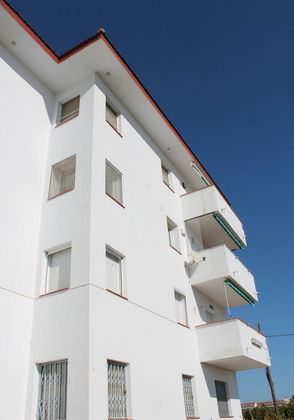 Foto 2 de Pis en venda a Les Cases d'Alcanar de 3 habitacions amb garatge i balcó