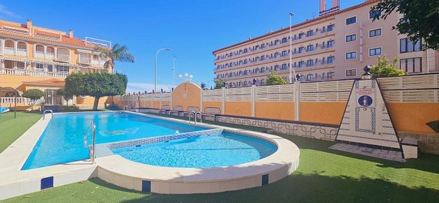Foto 1 de Piso en venta en Los Narejos de 2 habitaciones con terraza y piscina