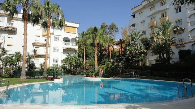 Foto 1 de Venta de piso en avenida Conde Rudi de 2 habitaciones con terraza y piscina