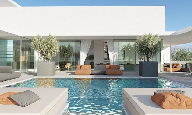 Foto 2 de Xalet en venda a Zona el Higuerón de 7 habitacions amb terrassa i piscina