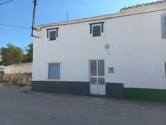 Foto 1 de Casa rural en venta en Martos de 3 habitaciones con terraza