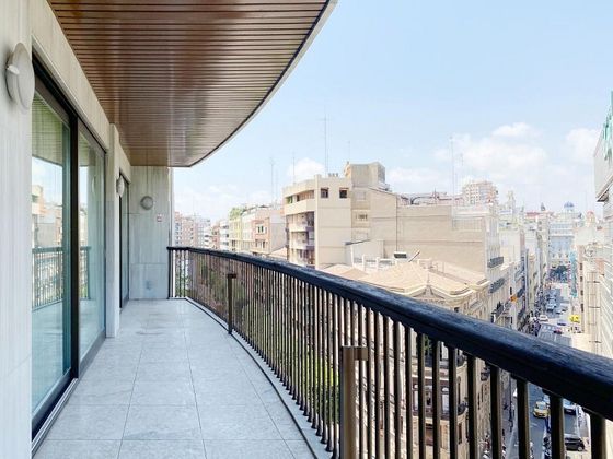 Foto 2 de Pis en venda a El Pla del Remei de 5 habitacions amb terrassa i garatge