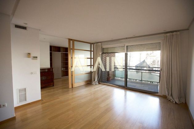 Foto 2 de Alquiler de piso en El Pla del Remei de 4 habitaciones con terraza y aire acondicionado