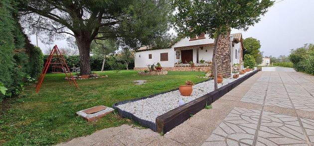 Foto 2 de Casa en venta en Escalona de 6 habitaciones con terraza y piscina
