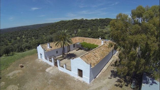 Foto 1 de Casa rural en venda a Almodóvar del Río de 3 habitacions amb piscina i jardí