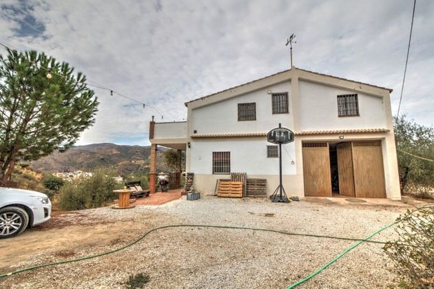 Foto 2 de Casa rural en venda a Riogordo de 7 habitacions amb terrassa i piscina