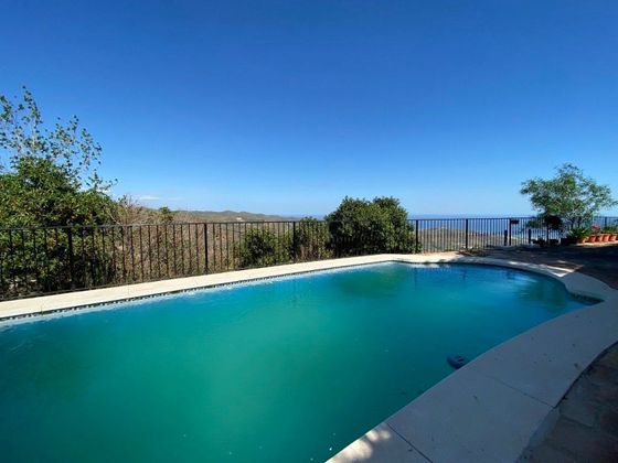 Foto 1 de Casa rural en venda a Moclinejo de 3 habitacions amb terrassa i piscina