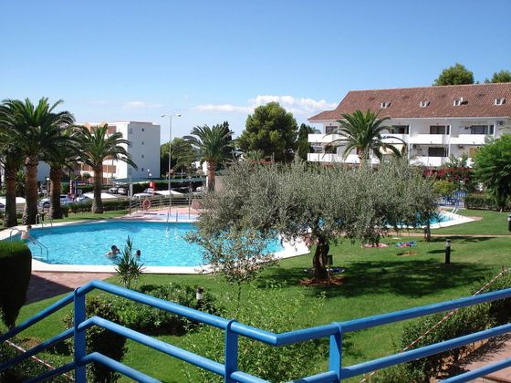 Foto 2 de Estudi en venda a avenida De Les Fonts amb terrassa i piscina