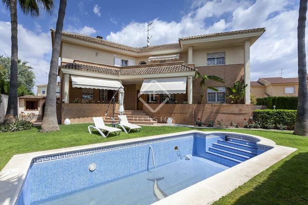 Foto 1 de Casa en lloguer a San Antonio de Benagéber de 3 habitacions amb terrassa i piscina