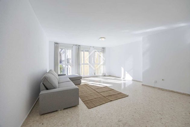 Foto 2 de Pis en lloguer a La Seu de 2 habitacions amb terrassa i mobles