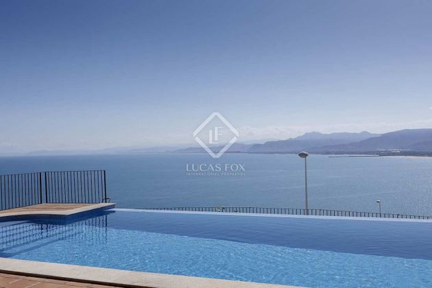 Foto 2 de Xalet en venda a El Faro - El Dossel de 6 habitacions amb terrassa i piscina