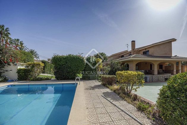 Foto 2 de Xalet en venda a Riba-roja de Túria de 5 habitacions amb terrassa i piscina