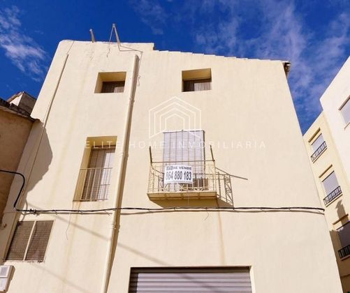 Foto 1 de Casa en venta en Alcora, l´ de 7 habitaciones con terraza y garaje