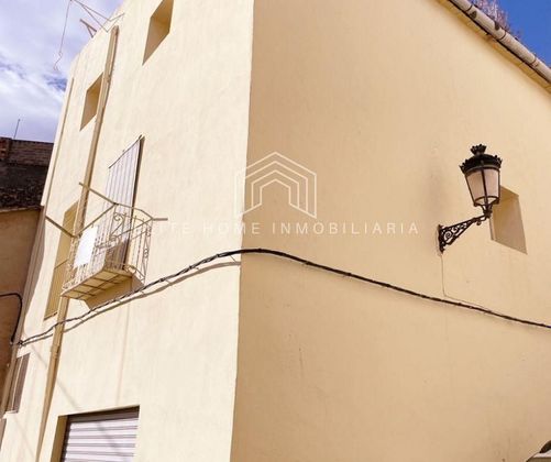 Foto 2 de Casa en venta en Alcora, l´ de 7 habitaciones con terraza y garaje