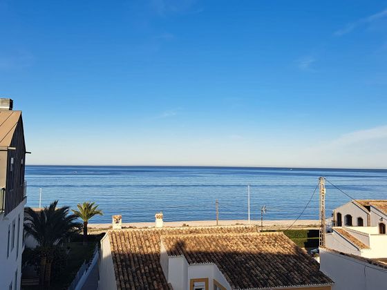 Foto 2 de Àtic en venda a avenida Del Mediterraneo de 3 habitacions amb terrassa i piscina