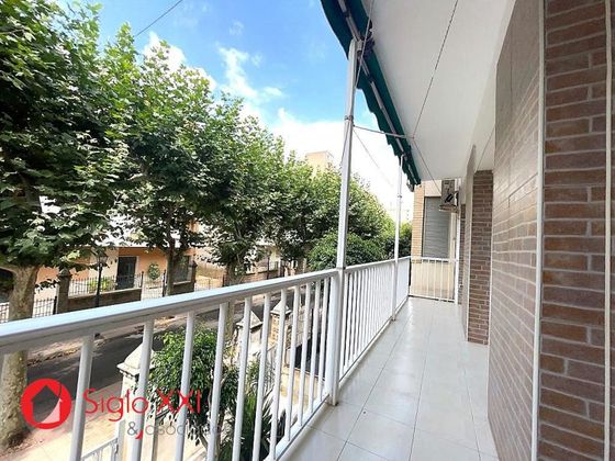 Foto 1 de Pis en venda a Cariñena - Carinyena de 4 habitacions amb terrassa i balcó