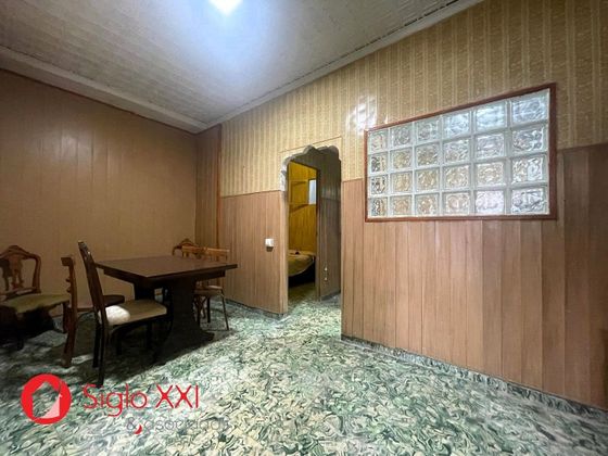 Foto 1 de Casa en venda a Camino de Onda - Salesianos - Centro de 2 habitacions amb terrassa