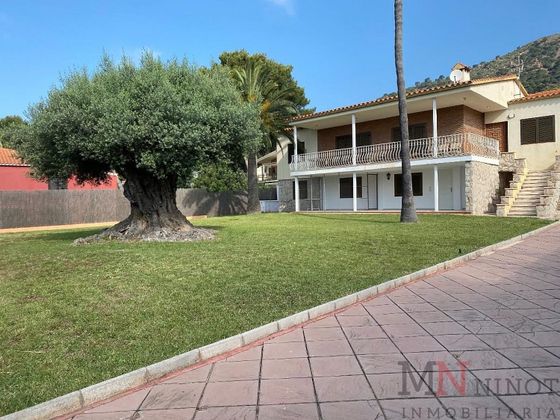 Foto 1 de Xalet en venda a Montornés - Las Palmas - El Refugio de 4 habitacions amb terrassa i jardí