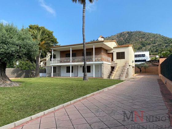 Foto 2 de Xalet en venda a Montornés - Las Palmas - El Refugio de 4 habitacions amb terrassa i jardí
