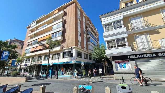 Foto 1 de Local en venda a Zona Puerto Deportivo amb aire acondicionat i ascensor