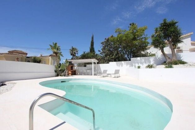 Foto 2 de Xalet en lloguer a Elviria de 5 habitacions amb terrassa i piscina